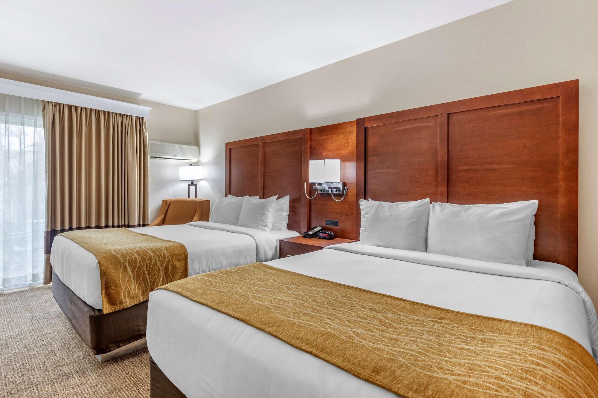 Comfort San Diego North County Inn 2*