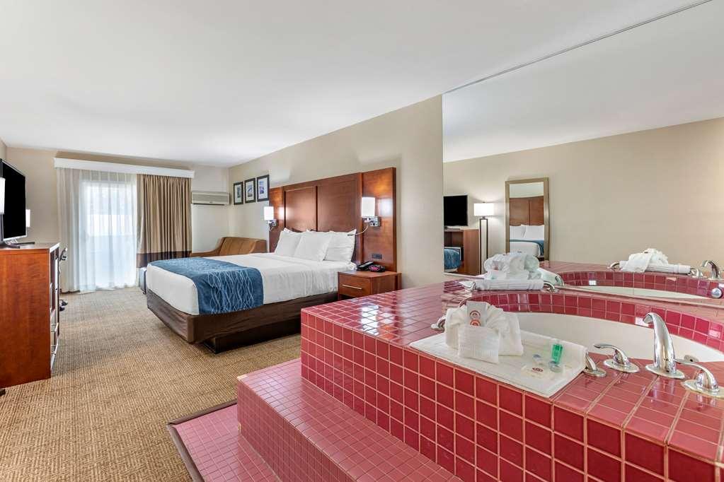 Comfort San Diego North County 2*