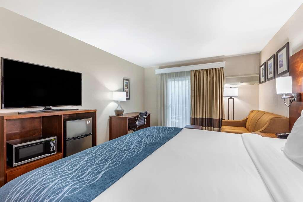 Comfort San Diego North County 2*