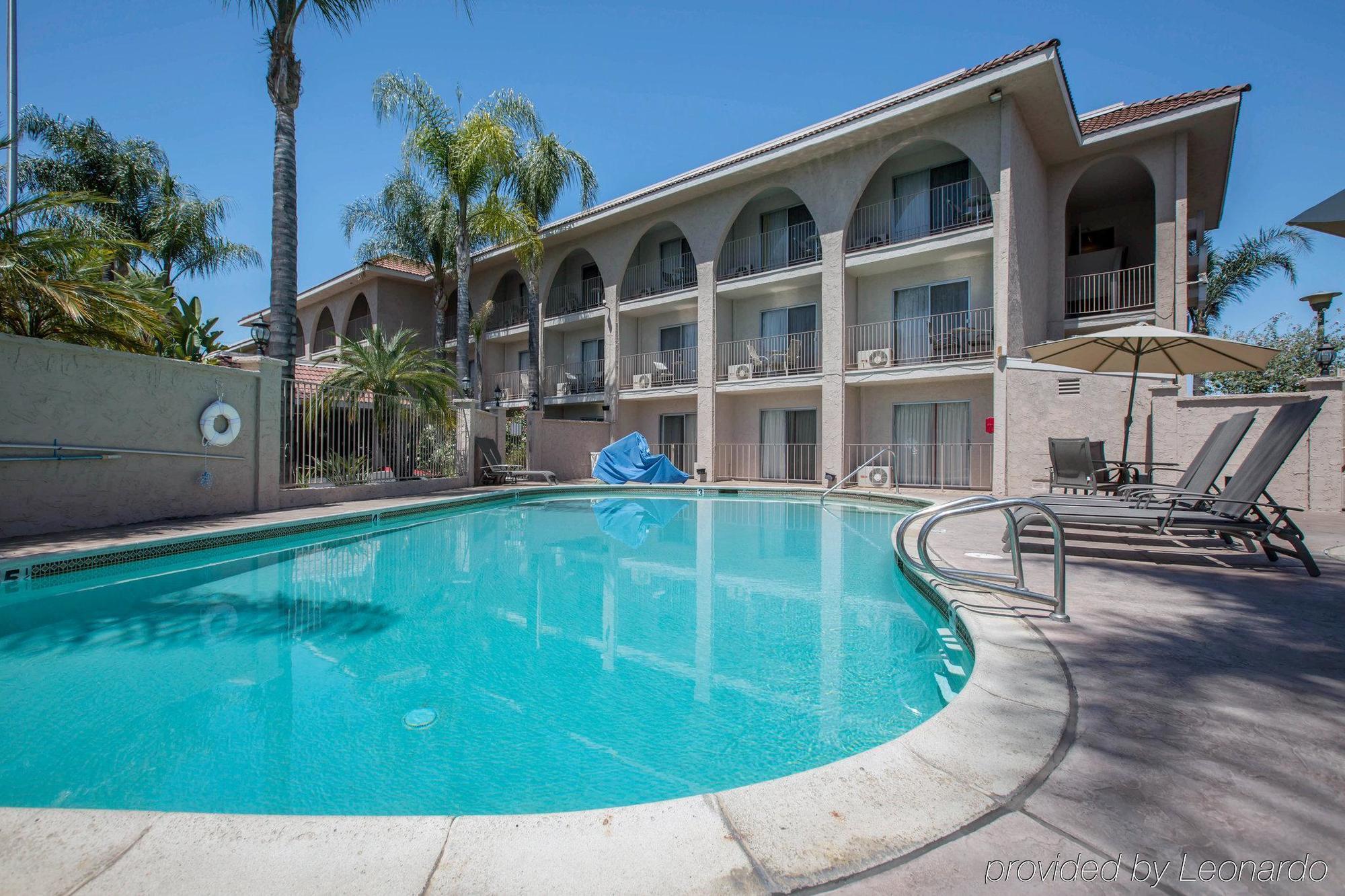 Inn Comfort San Diego North County 2*