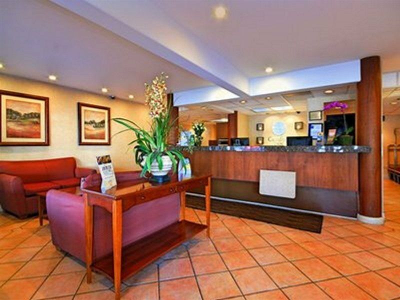 Comfort San Diego North County 2*