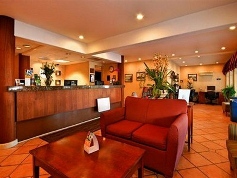 Comfort San Diego North County Inn 2*